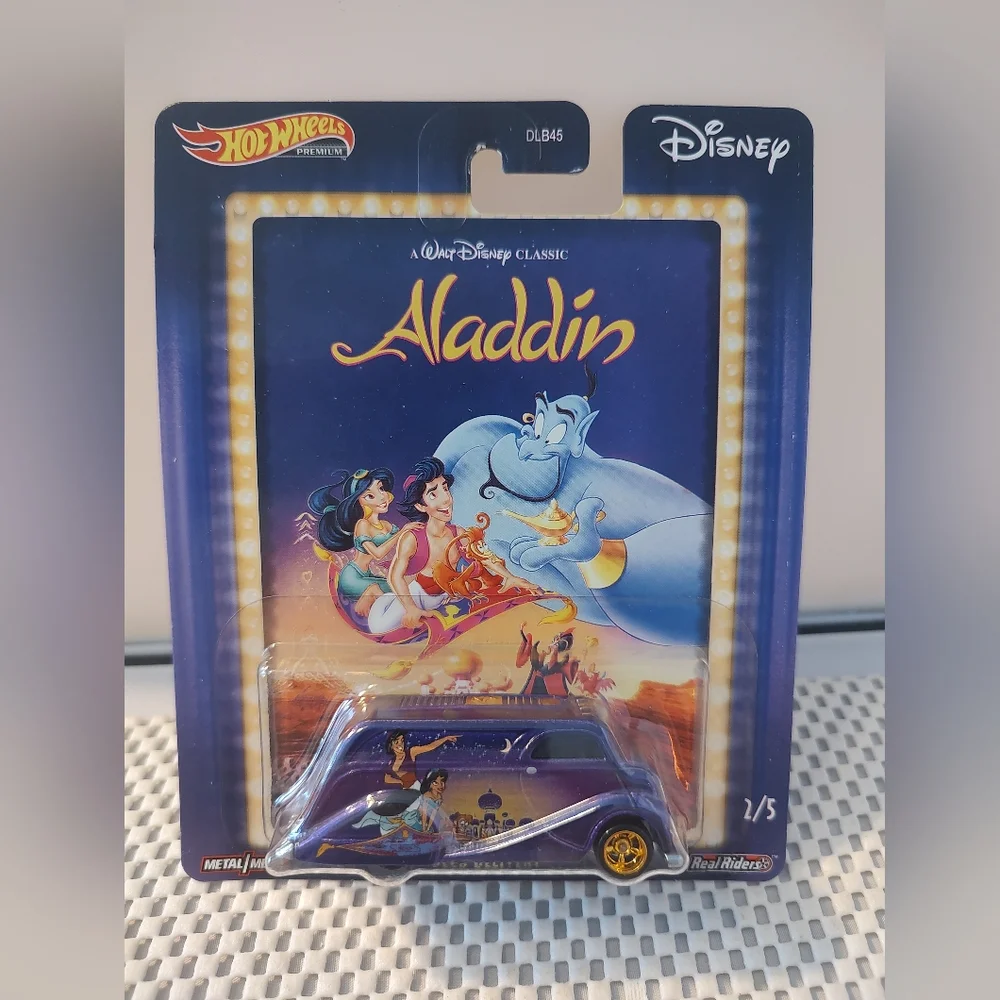 Hot Wheels Premium Walt Disney Classic Aladdin Deco Delivery NWT Real Riders